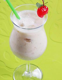 夏季飲品無花果乳酪杯圖片