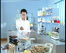男女做實(shí)驗(yàn)視頻素材