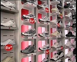 商店鞋柜视频素材