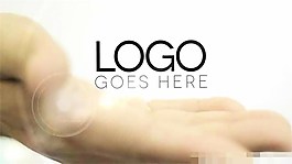 人物手勢托住logo演繹動畫AE模板
