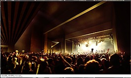 舞臺(tái)燈光效果圖