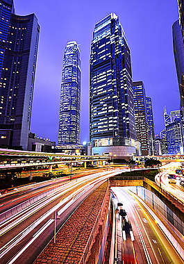 夜晚城市樓房街道背景
