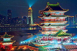 騰王閣夜景