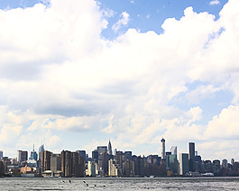 城市白云背景