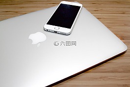macbook,辦公桌,iphone