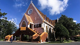 教會(huì)邁安,domaine de 瑪麗,教堂