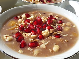 阿舒拉節(jié),榛子,花生