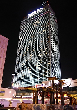 亞歷山大廣場,摩天大樓,夜