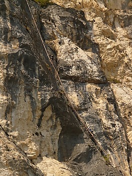 通過dell'amicizia,攀登平臺系統(tǒng),leiterweg