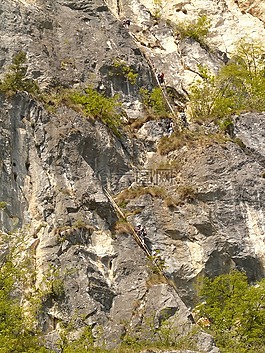 通過dell'amicizia,攀登平臺系統(tǒng),leiterweg