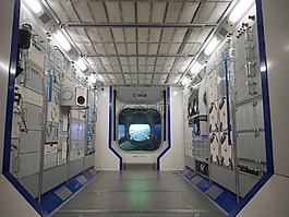 esa,空間實驗室,場地