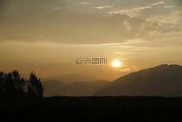 瀘沽湖,日出,山巒