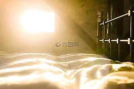 床,塵,太陽