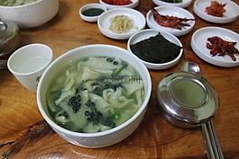 sujebi,韓國食品,鮑勃