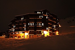 高山,結(jié)構(gòu),建設(shè)