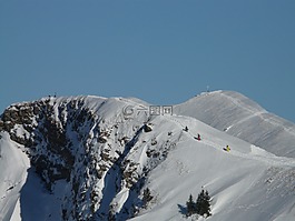 山,窮鄉(xiāng)僻壤skiiing,崛起