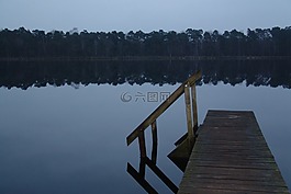 網(wǎng)站,碼頭,池塘