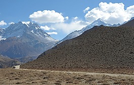傳遞路,高山,尼泊爾