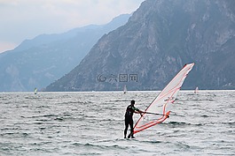 加爾達(dá),沖浪者,沖浪