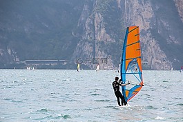 加爾達(dá),沖浪者,沖浪