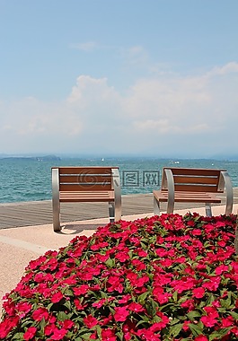 展望,對(duì),加爾達(dá)