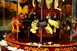 旋轉(zhuǎn)木馬,旅游景點(diǎn),裝修
