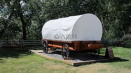大篷車,西野,農(nóng)場