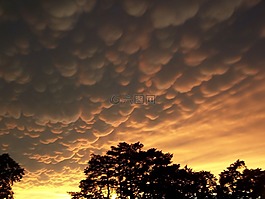 mammatus 云,mammatocumulus,天空