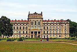 布施帕希姆,城堡,建設