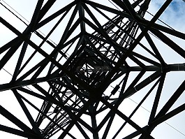 strommast,當(dāng)前,電力