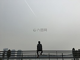 廣州大學城,雨后,江邊