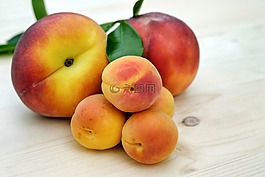杏,杏仁糖,桃