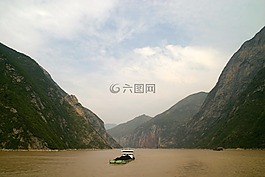 河,峡谷,岩