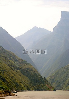 河,峡谷,岩