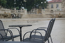 表,椅子,雨