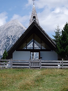 小教堂,山,性质
