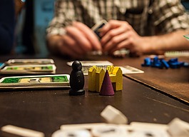 棋盤游戲,紙牌版,游戲
