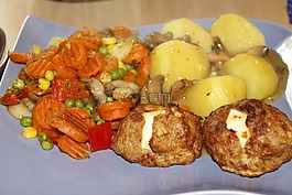 肉圆,蔬菜,土豆