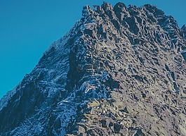 山,鋸齒狀,石