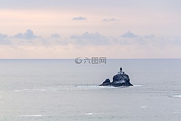 燈塔,孤獨(dú),單
