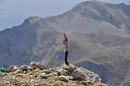 女孩,山,性質(zhì)