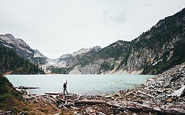湖,山,山下湖