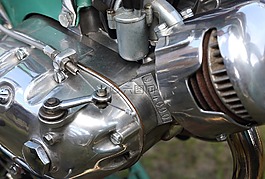 助力車,發(fā)動機,穿孔