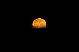 滿月,地平線,云