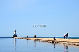 灯塔,码头,木桥