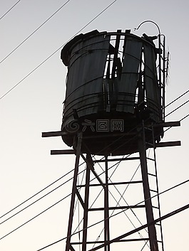 水塔,日出,電源線