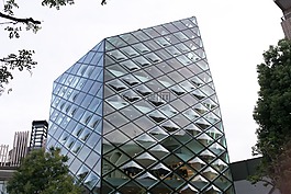 建設(shè),東京,玻璃