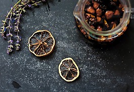 熏衣草,茶,檸檬