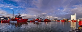 全景,埃斯比约,港