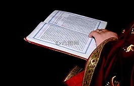 書,圣經(jīng) 》,教會